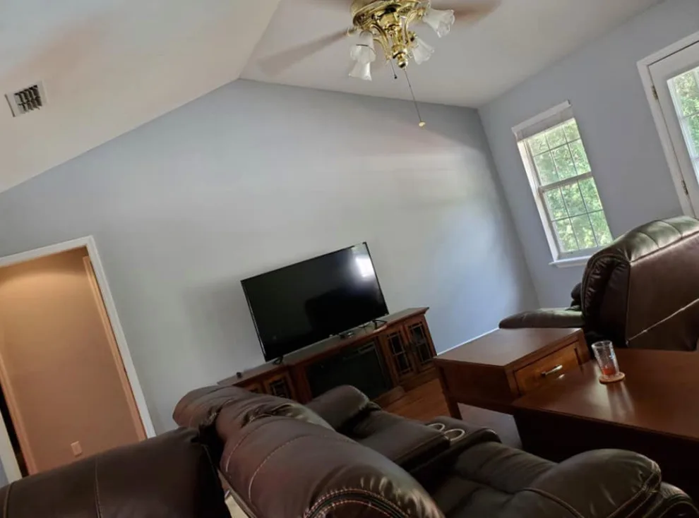 A Woman's Touch Painting Services - Photo 11