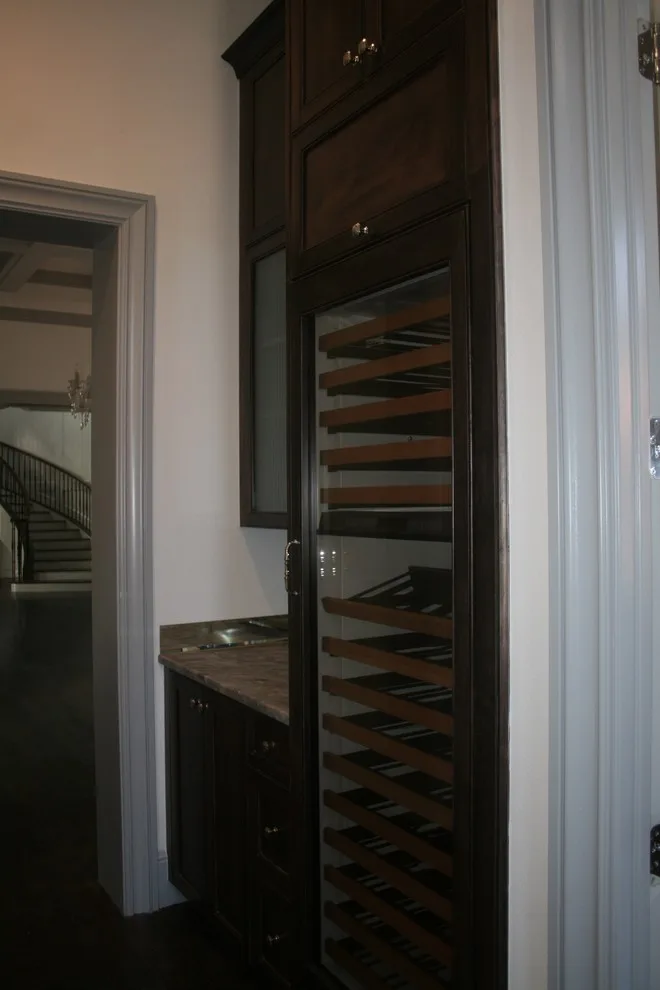 Colonial Residence on the Westside by J & V Painting - Photo 10
