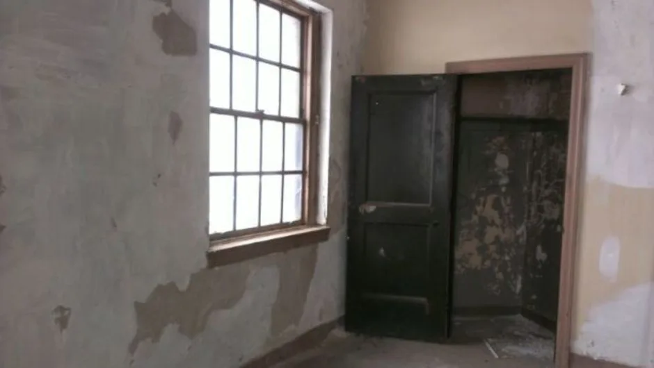 Hammond Heritage House Renovation by Calumet Painting & Restoration - Photo 3