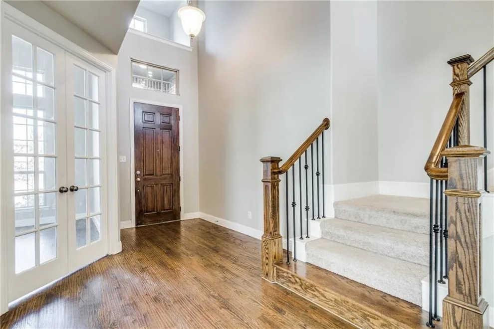 Interior Spaces by DFW Painting - Photo 12