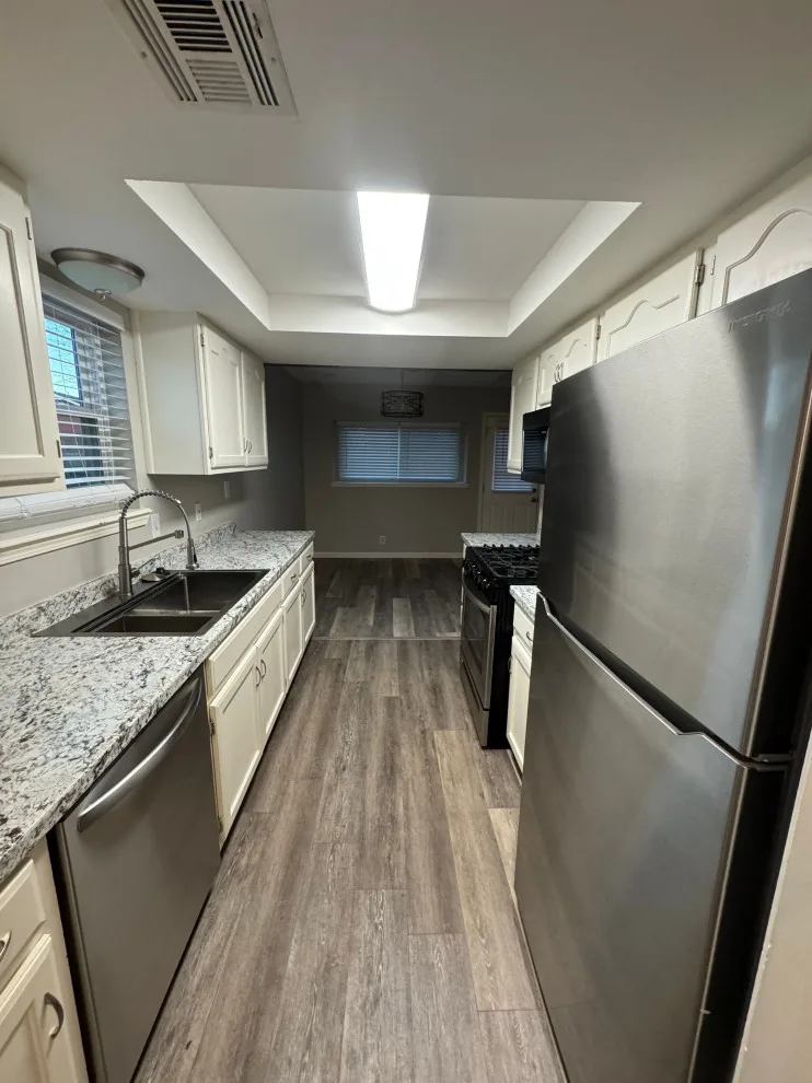 Interior Design by Hometown Renovations - Photo 4