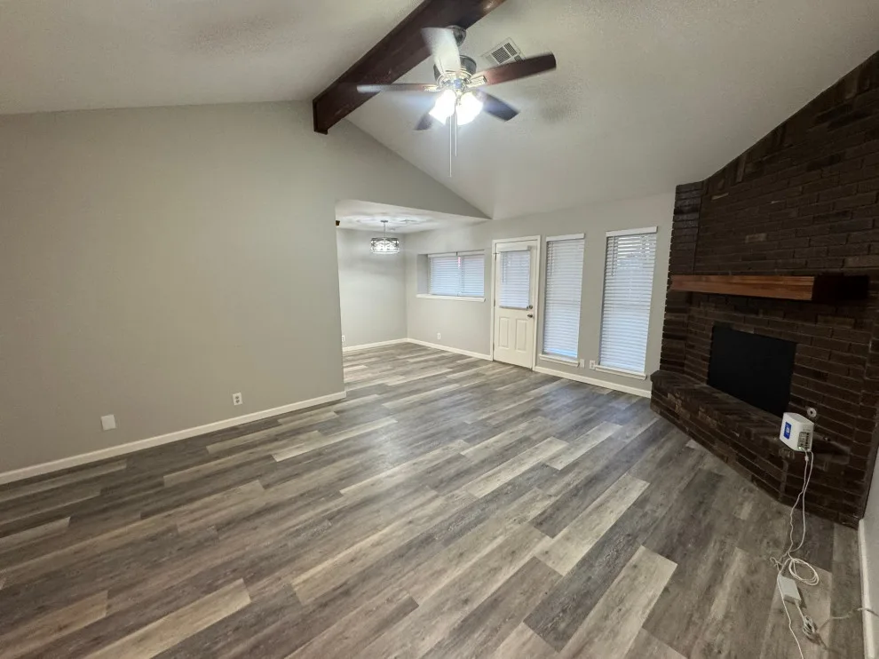 Interior Design by Hometown Renovations - Photo 17