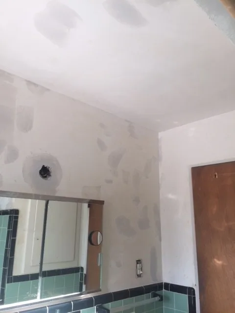Kathie's Restroom by Speed Pro Painting - Photo 14