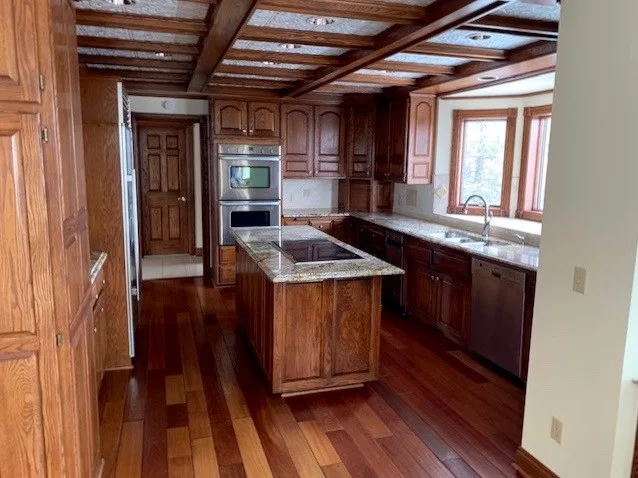 Kenmare Drive, Bloomington - Interior Repainting and Kitchen Cabinet Refinishing by Roell Painting Company - Photo 5