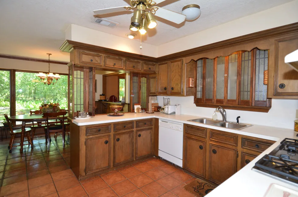 Kingwood Texas Simpson Home by Carnival Custom Painting - Photo 2