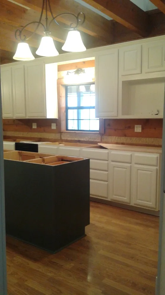ONYX Paint & Tile - Photo 14