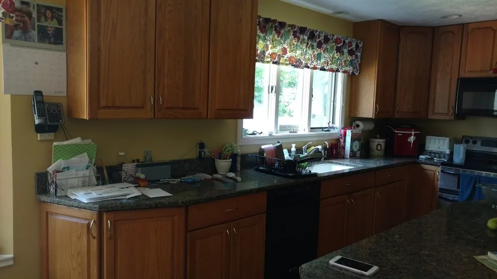 Refinishing Oak Cabinets by PMV Painting - Photo 4