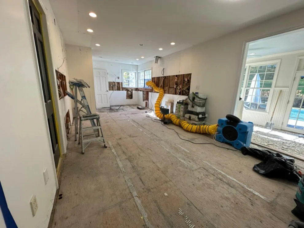 KITCHEN REMODELING by D.A. Modern Touch Painting & Carpentry LLC - Photo 8