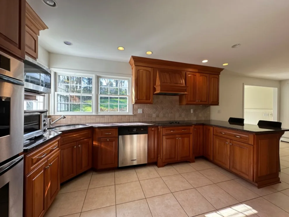 KITCHEN REMODELING by D.A. Modern Touch Painting & Carpentry LLC - Photo 2