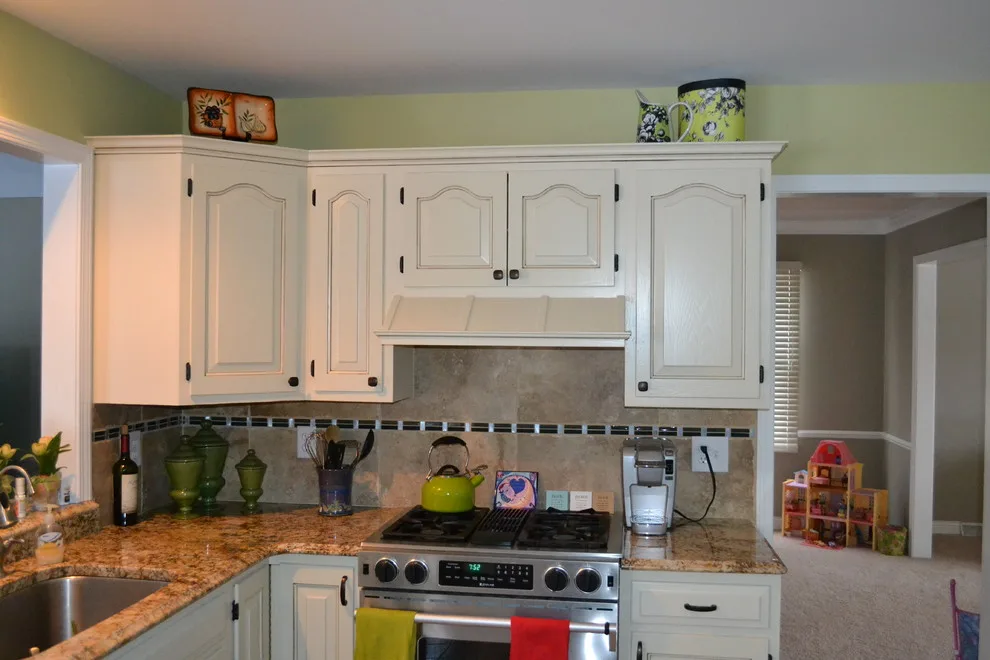 Kitchen Makeover (Before and After) by PMV Painting - Photo 2