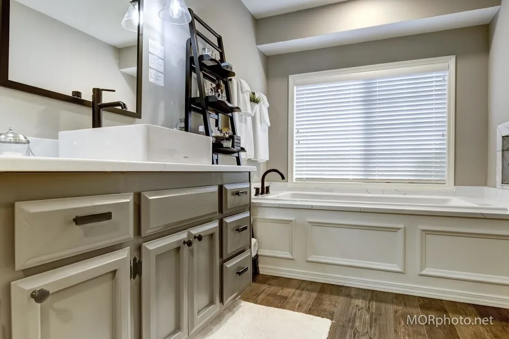 Five Oaks Home Renovation by Sisu Painting Inc. - Photo 3
