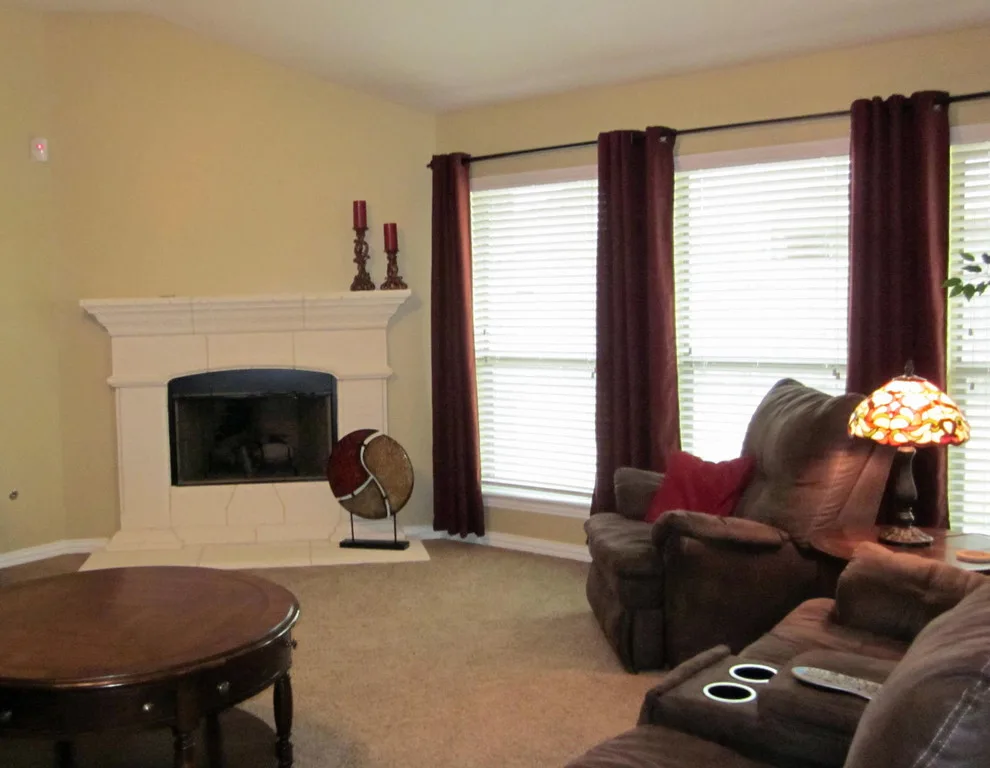 Lake Jackson Home Photography by CertaPro Painters - Photo 11