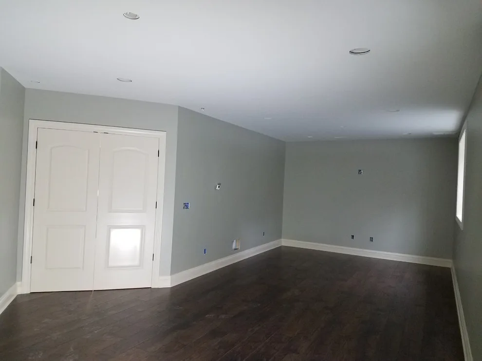 Small Mountain Basement by Happnie Homes Painting And Home Improvements - Photo 3