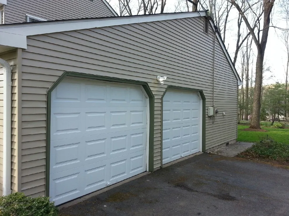 Ewing NJ Lochatong Road by CertaPro Painters Of Princeton - Photo 2