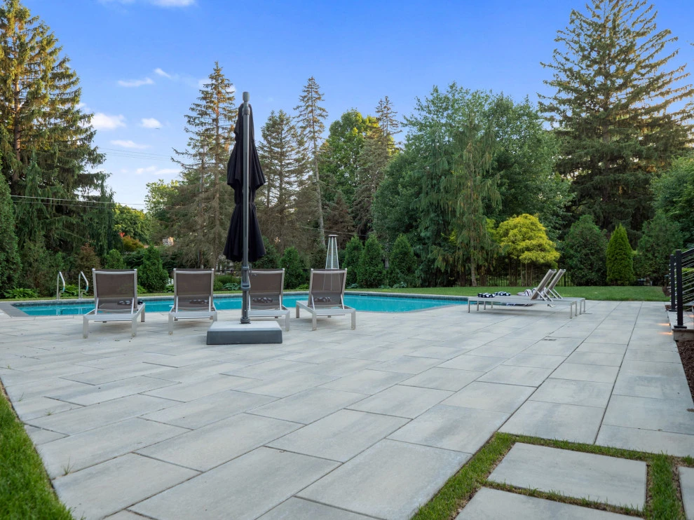 Four Seasons Garden Center & Custom Landscape - Photo 3