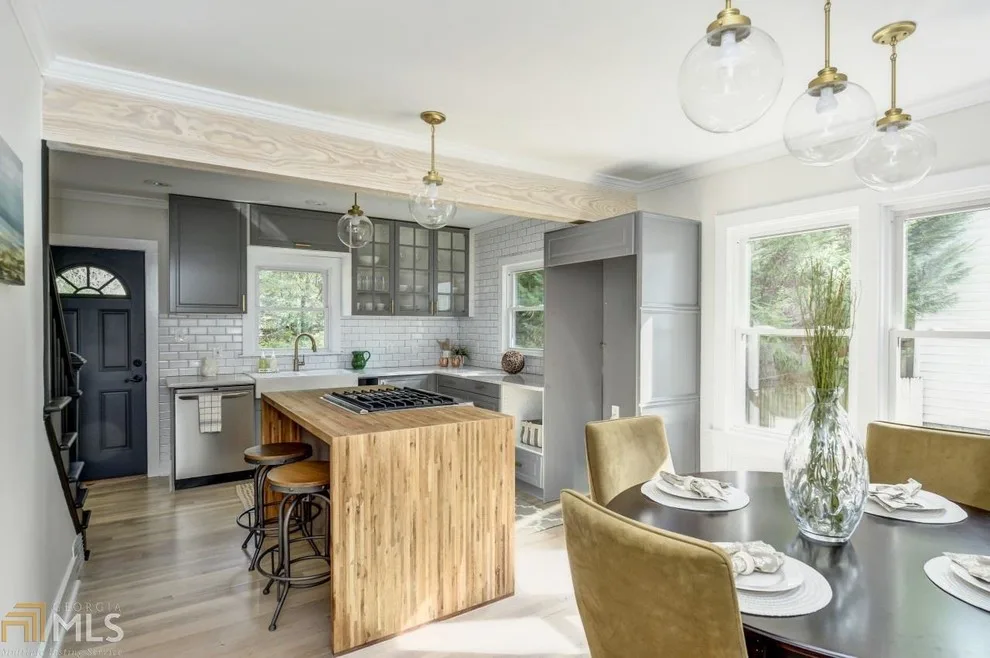 Opulent Timber Isle by Edje Construction - Photo 2