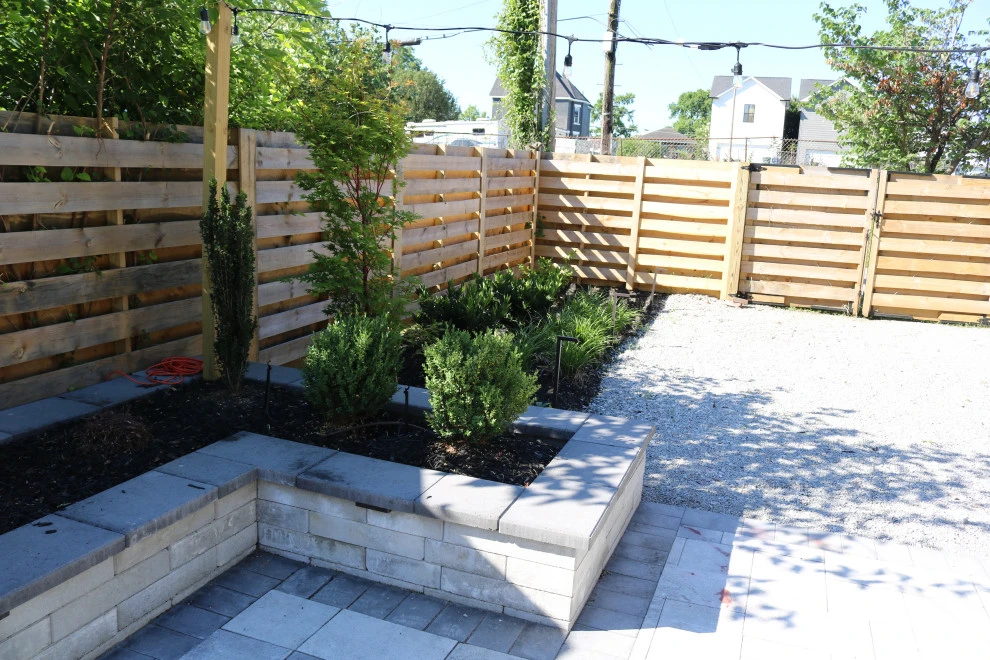 Contemporary Patio Downtown Chattanooga by Full Circle Land Design, LLC - Photo 5
