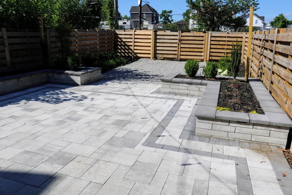 Contemporary Patio Downtown Chattanooga by Full Circle Land Design, LLC - Photo 3