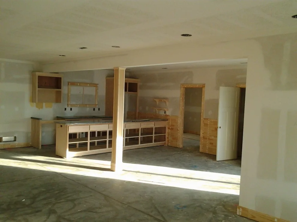 Leawood Comprehensive Interior Painting by Christopher Painting LLC - Photo 2