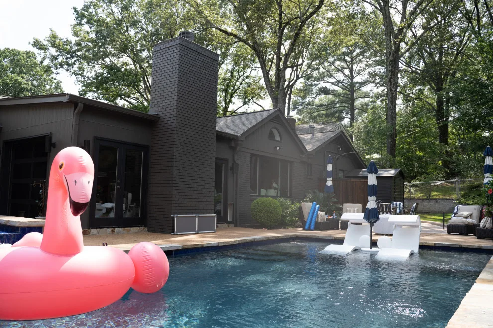 Mid-Century Style by Precise Painting - Photo 3