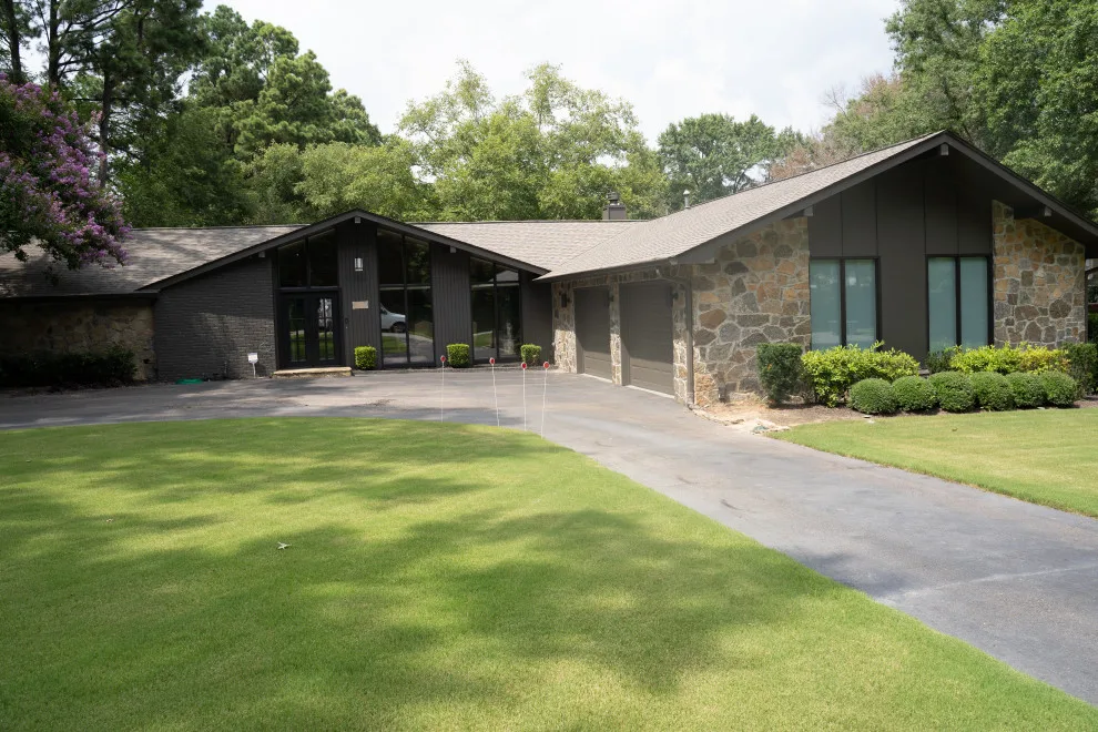 Mid-Century Style by Precise Painting - Photo 4