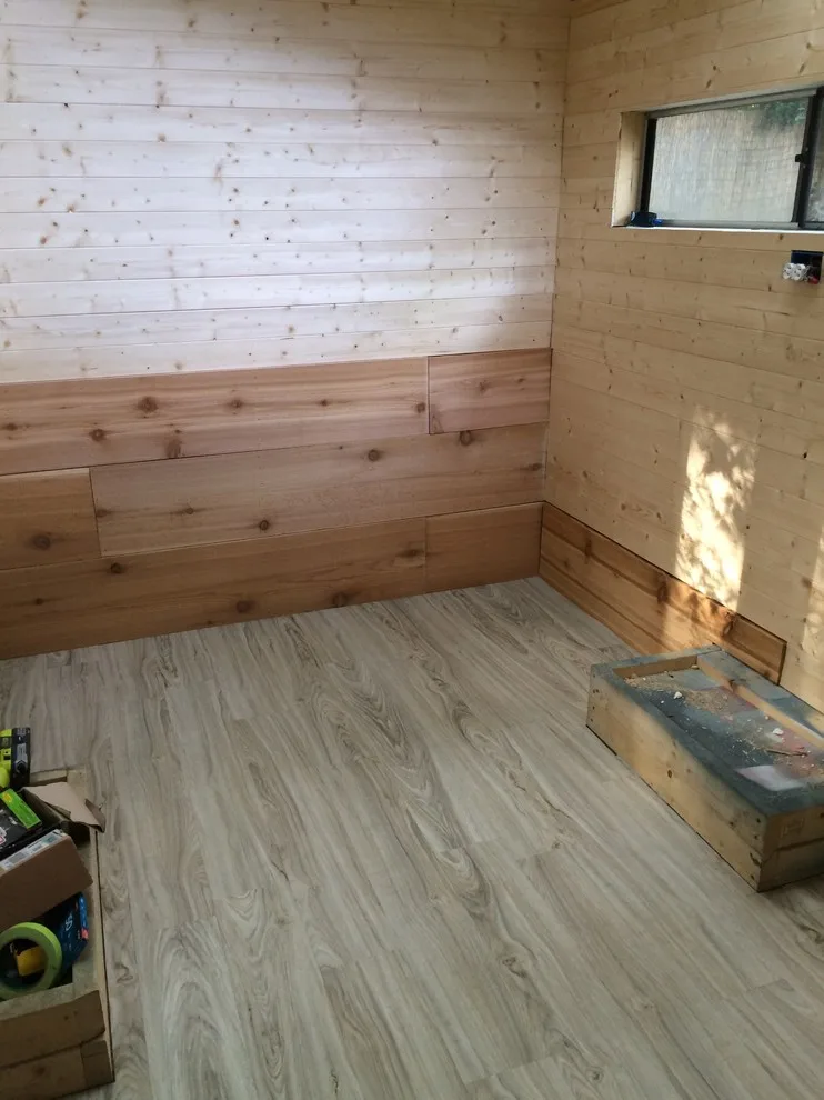 89 Square Foot Mobile Tiny Cabin by Fox Brothers Painting - Photo 3