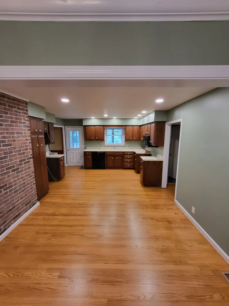 Interior Wall Coating by Skywalkers Painting & Repairs - Photo 4