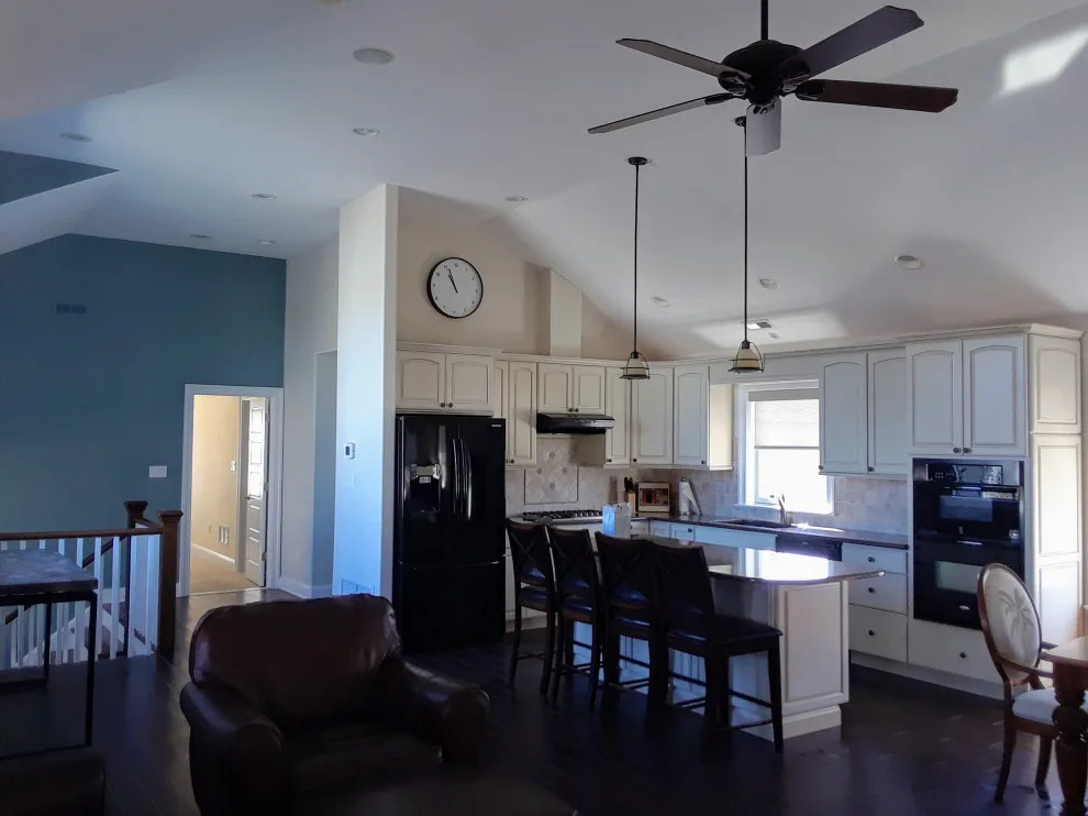 Interior Coating by Rainbow Painting CO. - Photo 7
