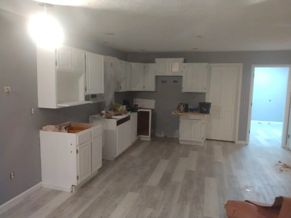 Jr Custom Flooring And Remodeling - Photo 13