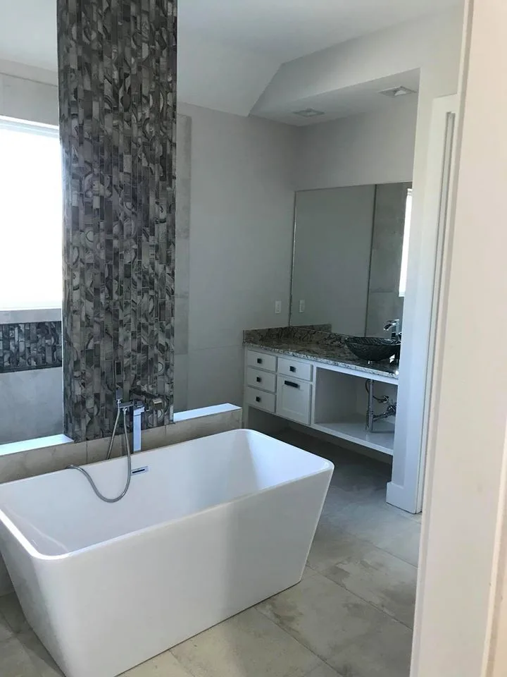 Restrooms by Hernandez Painting & Remodels LLC - Photo 9