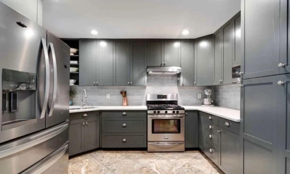 Artistry Painting & Decorating LLC - Photo 8