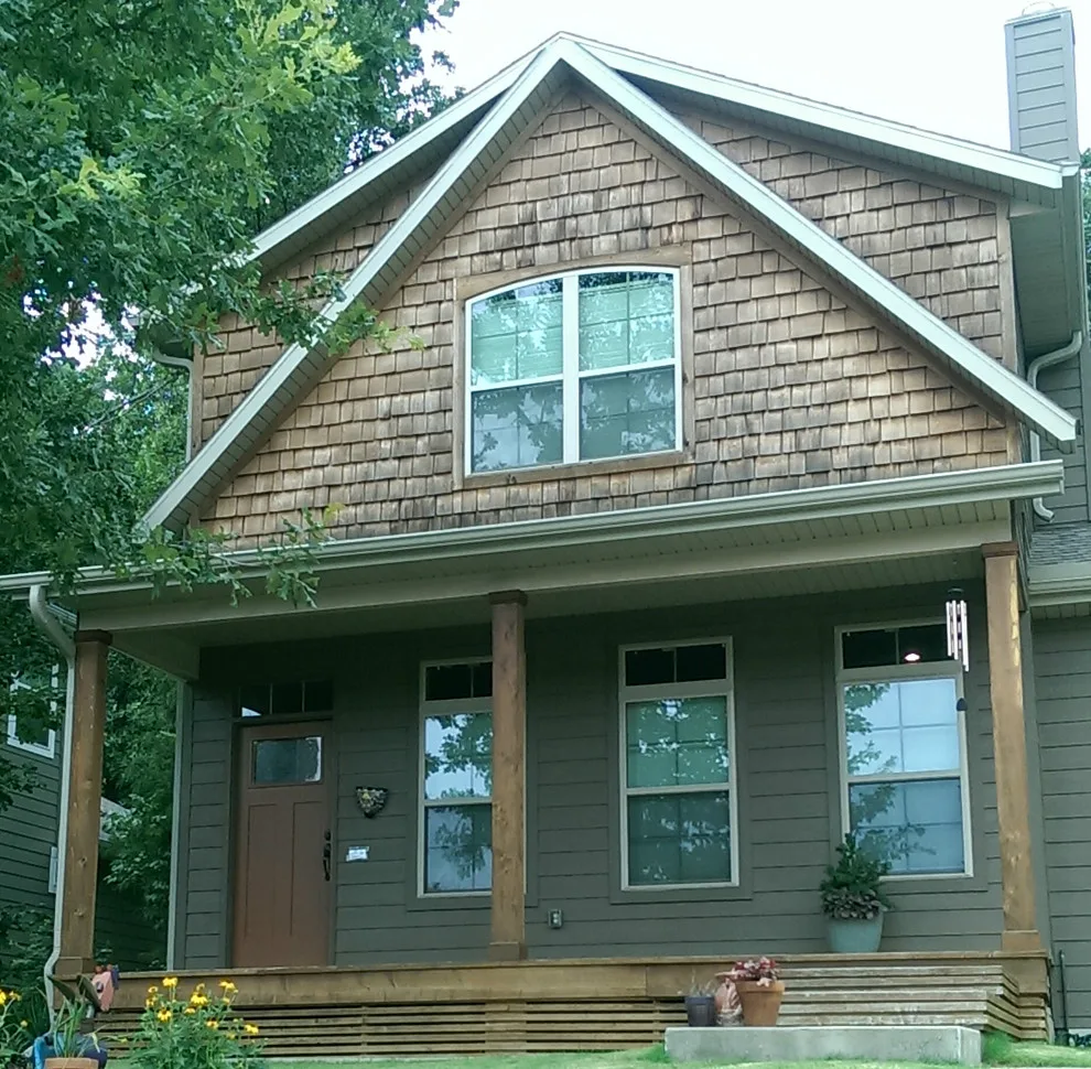 A Fayetteville cedar home by 360 Painting Of NWA - Photo 4