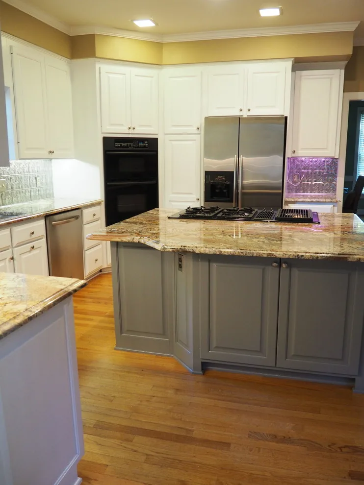 Wallscapers Kitchen & Bath Innovations - Photo 14
