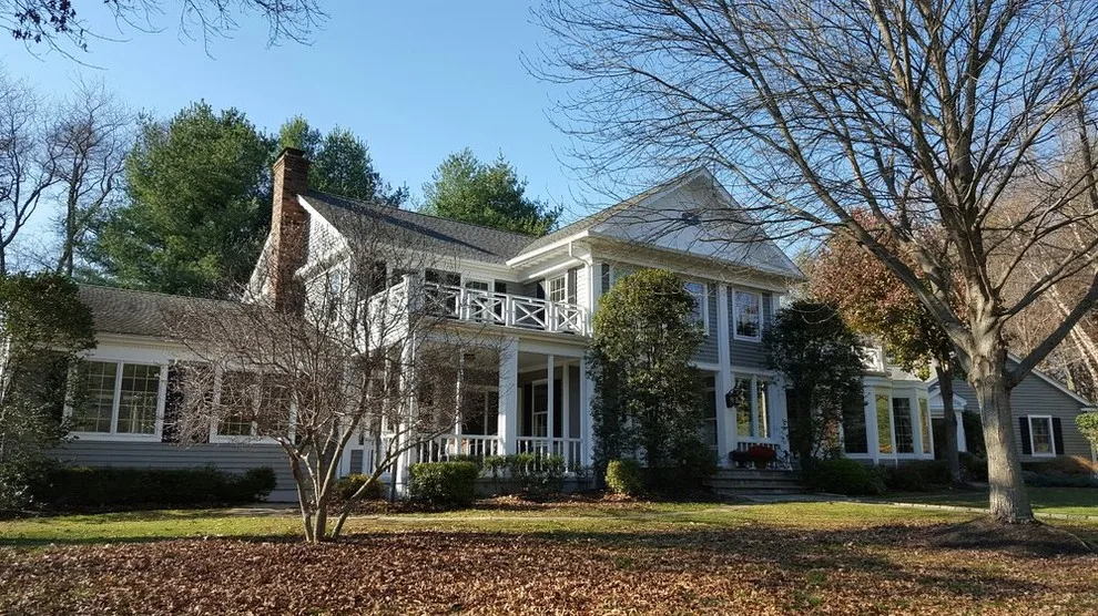 Sandy Hook, CT Classic Home Exterior Painting by Tom Saint Painting & Remodeling - Photo 2