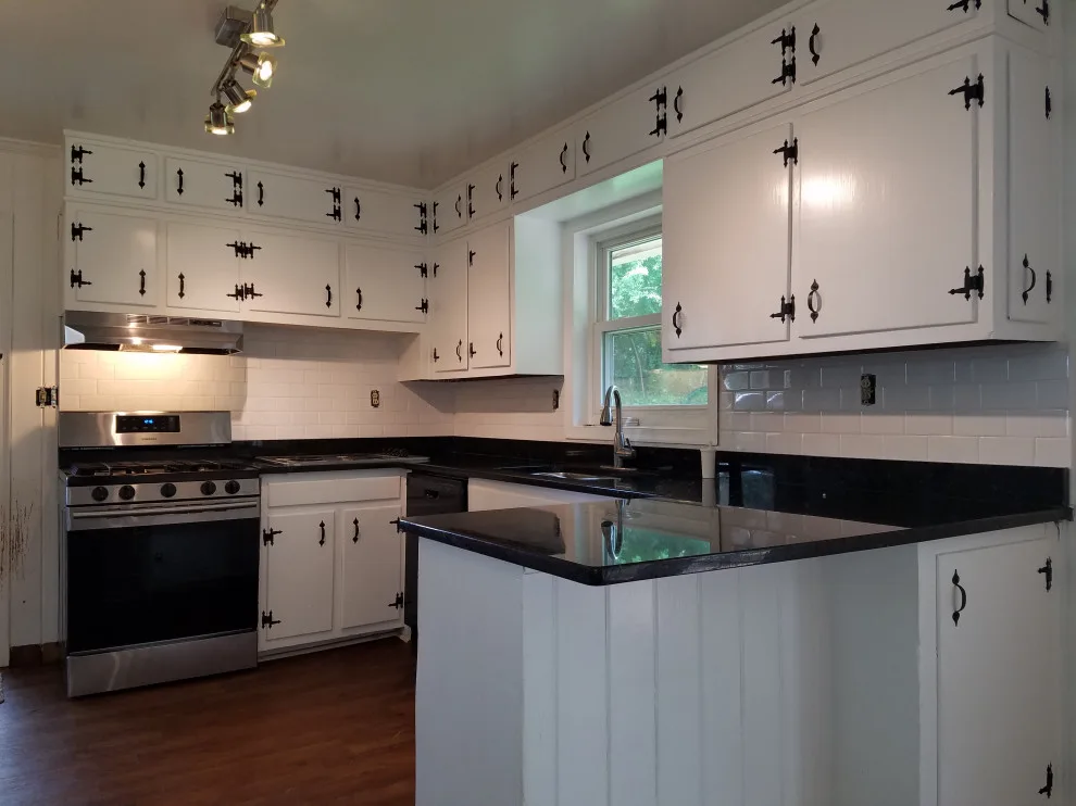 Wall Tile Design by Claxton Professional Remodeling - Photo 2