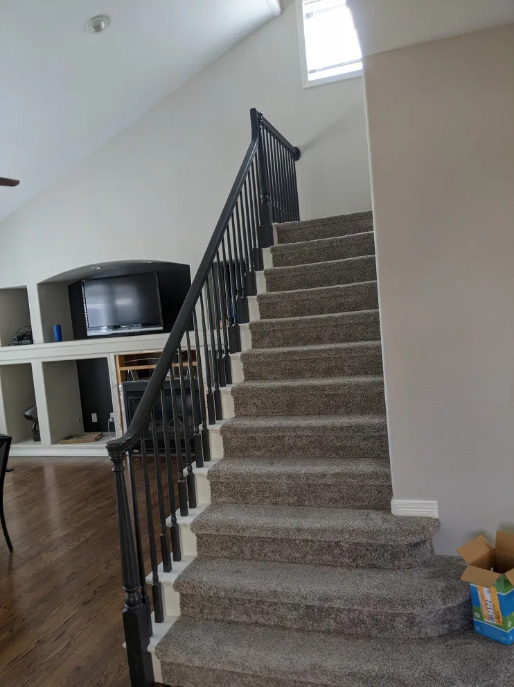 Modern Stairs and Walls by Surface Works - Photo 5