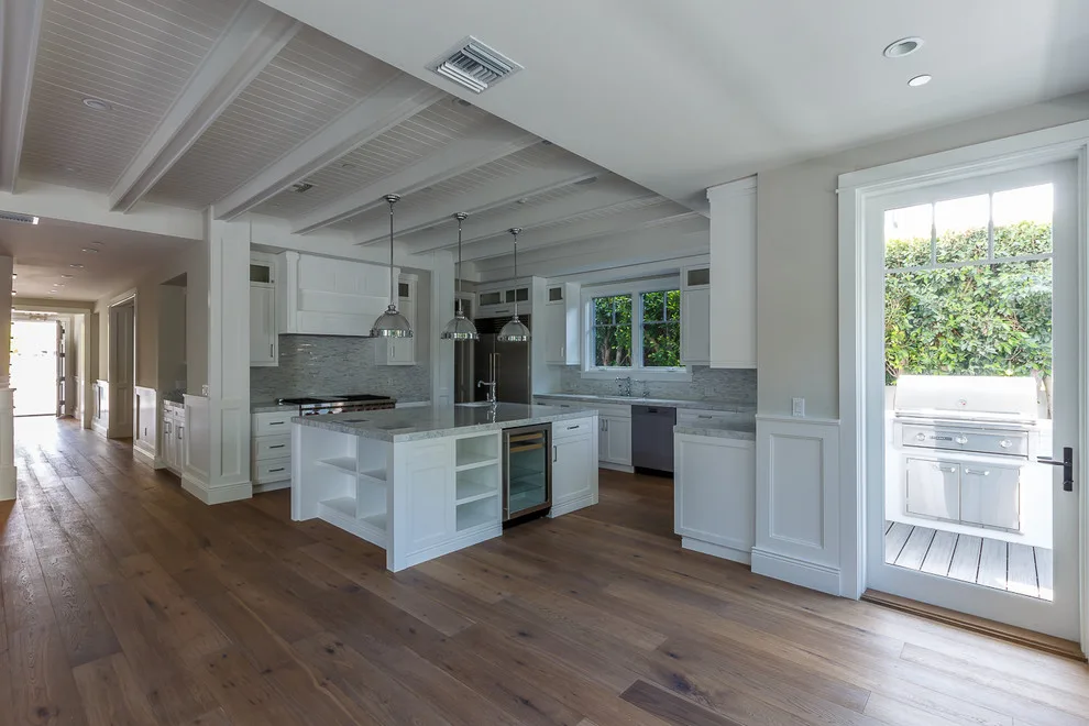 Pacific Palisades Home Interior Painting by Lighthouse Painting Contractors Inc. - Photo 10