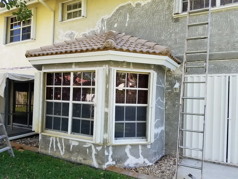 Greg's Custom Painting & Pressure Cleaning - Photo 11