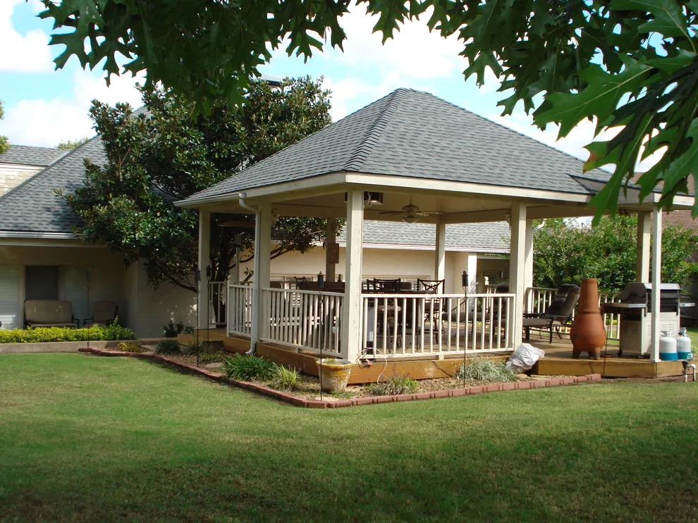 Decorated Dwellings by Savory's Construction And Painting - Photo 6