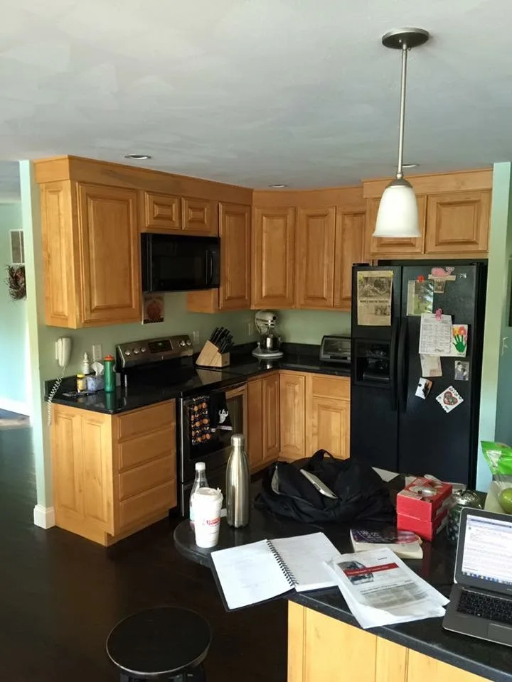 Grayline Interior Painting - Photo 11