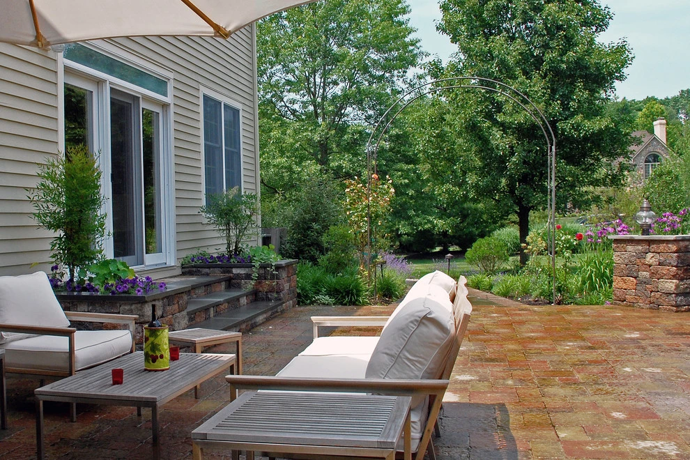 Suburban Entertaining Space by GLDesigns - Photo 4