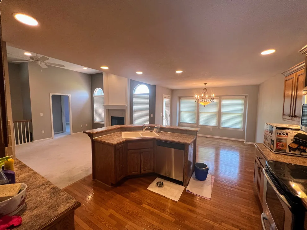 Previous Projects by Superior Paint KC - Photo 297