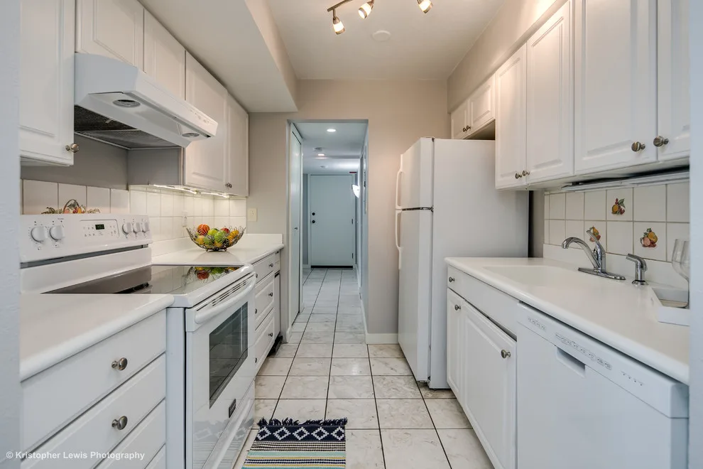 Interior Painting on Pearl Street by Paint Denver - Photo 16
