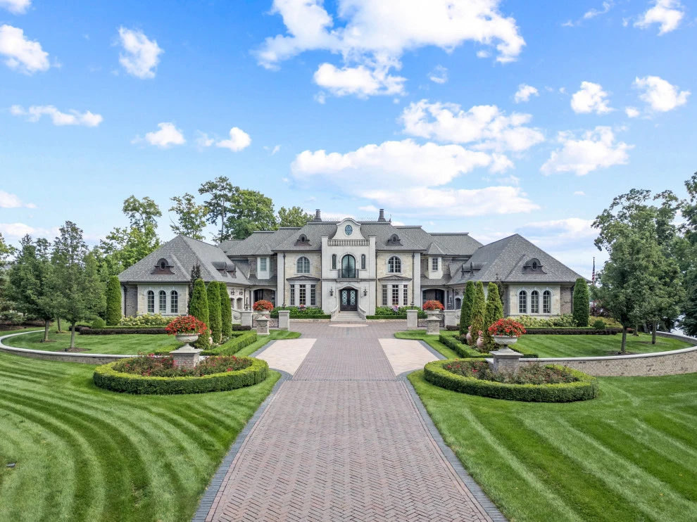 Orchard Lake Limestone Chateau by Great Oaks Landscape Associates Inc. - Photo 11