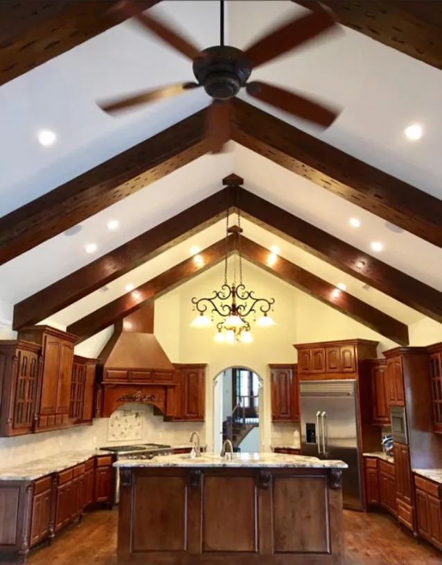Pinnacle Traditional Residence by Lasun's Painting - Photo 3