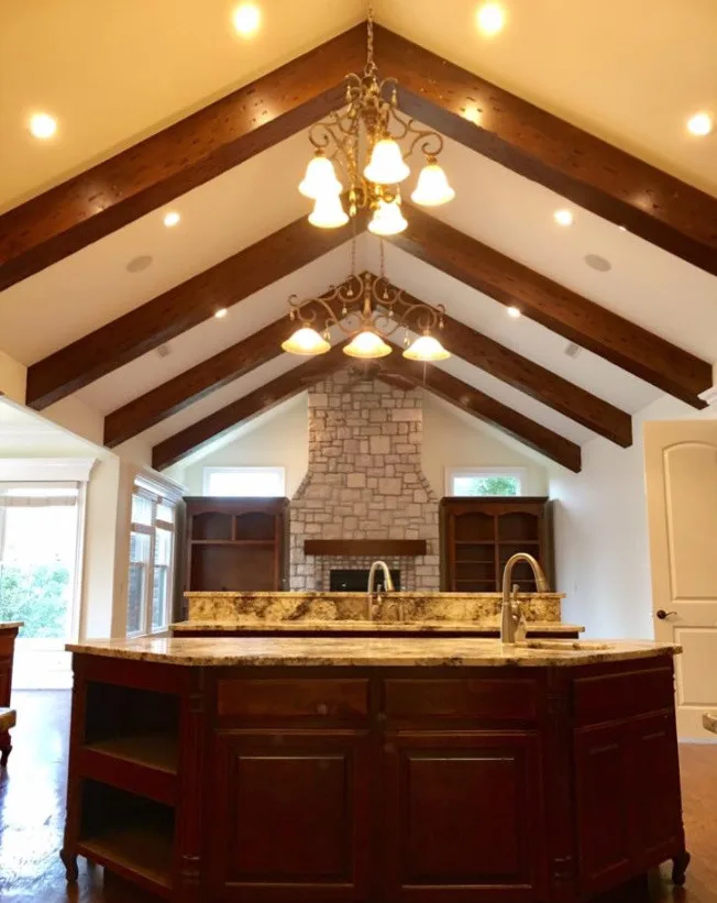 Pinnacle Traditional Residence by Lasun's Painting - Photo 4