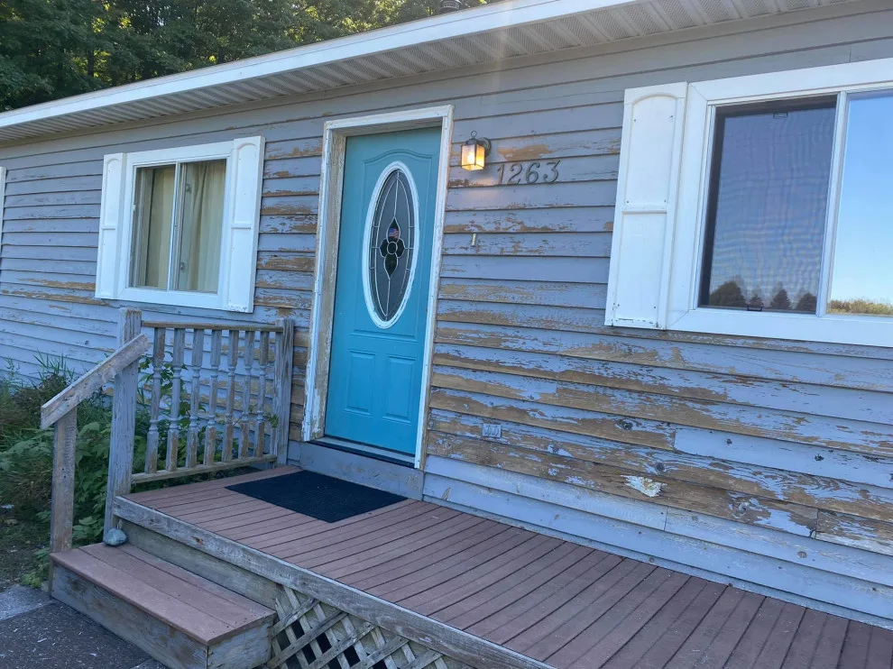 McCauley Caulking & Paint Services - Photo 7