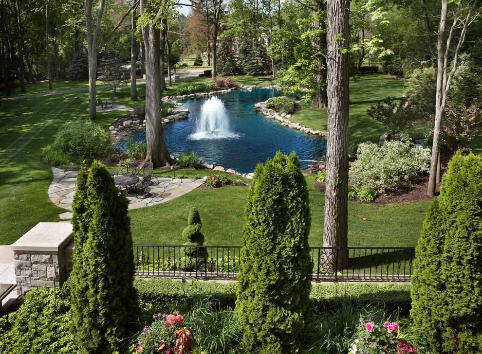 Great Oaks Landscape: Bloomfield Hills Project by Great Oaks Landscape Associates Inc. - Photo 5