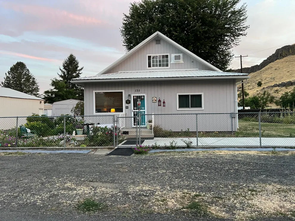Initiatives by D.R. Integrity Painting LLC - Photo 22