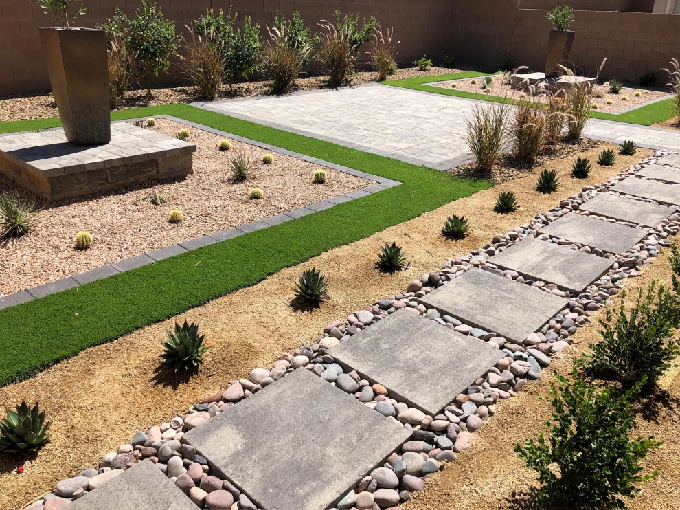 Modern Desert Landscape by Green Guru Landscaping - Photo 15